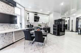 Апартаменты MGApartments 3 rooms Miasnikova sq. VIP Минск Апартаменты с 2 спальнями-10